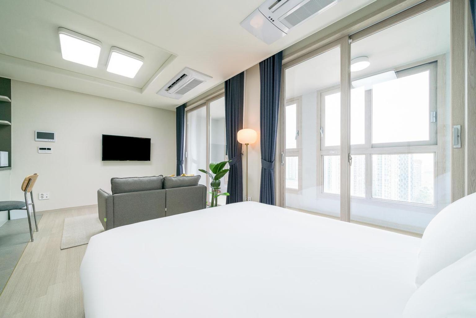 Urbanstay Songdo Moonlight Park Інчхон Екстер'єр фото