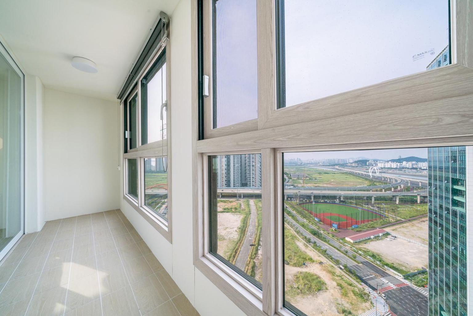 Urbanstay Songdo Moonlight Park Інчхон Екстер'єр фото